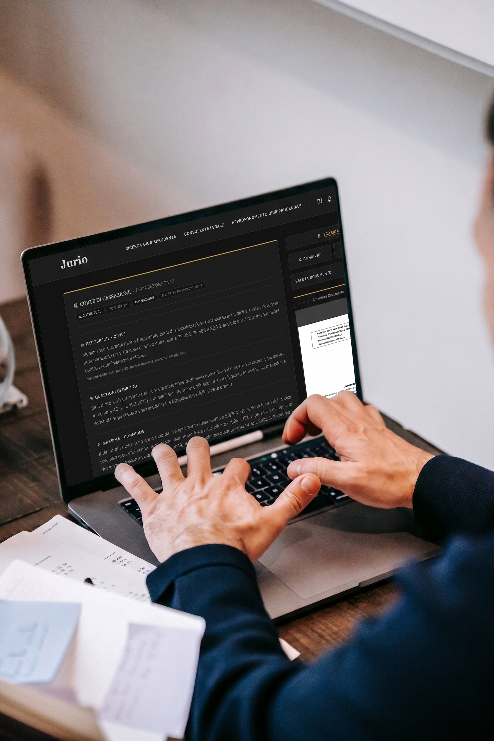Rappresentazione concettuale del Model Context Protocol come ponte di connessione tra AI e dati aziendali